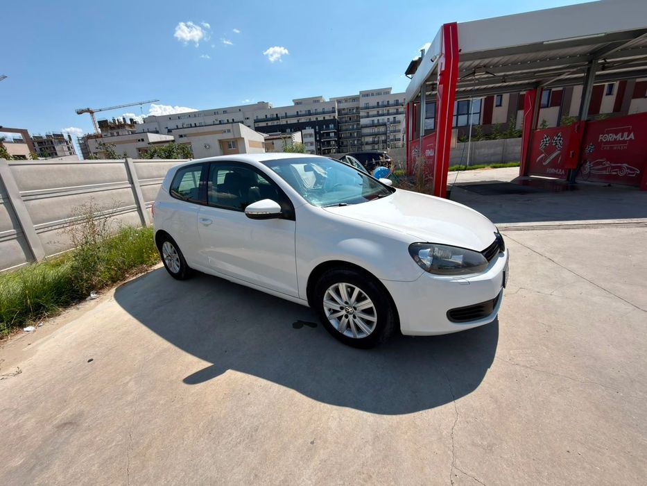 VOLKSWAGEN Golf 2010 — imagine 4