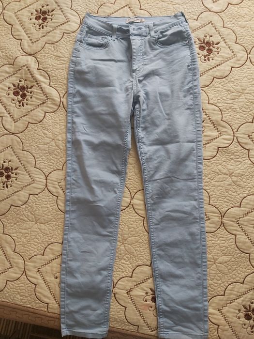 Летние джинсы женские