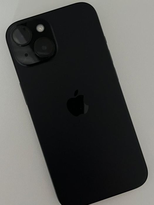 IPhone 15 в хорошем состояние