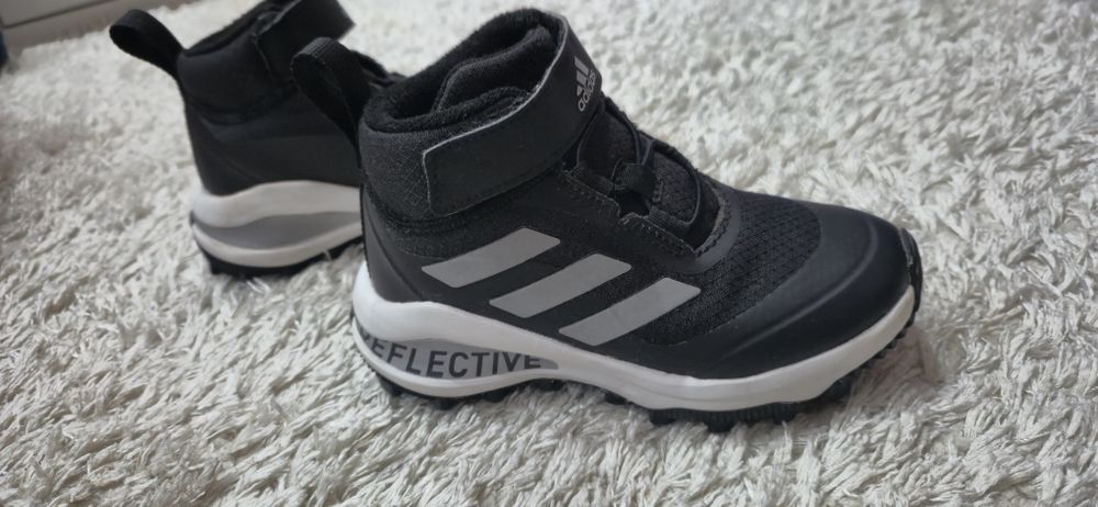 Апрески/ботуши Adidas #29, 17,5см