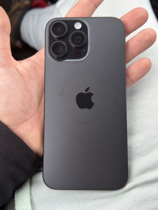 Iphone 16 pro max black titanium 256 gb baterie 100%