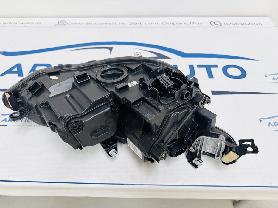 Far stanga Matrix IQ Light VW GOLF 8 cod 5H1941059K