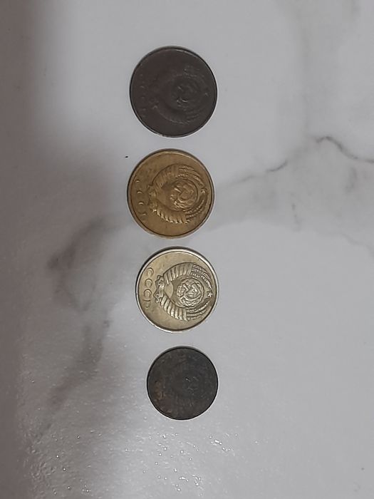 SSSR tangalari turlicha