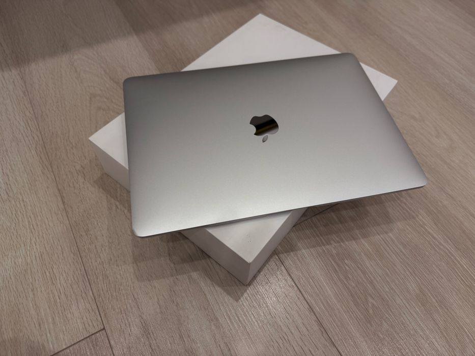 Ноутбук Apple MacBook Air 13 Retina (2019)