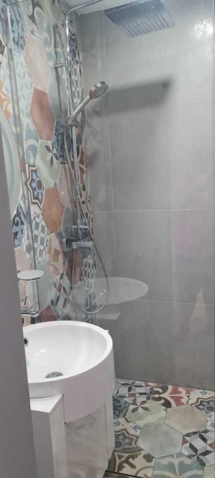Дава се под наем Тристаен апартамент в Русе, Център - 66 кв.м за 598.23 € - Снимка #9
