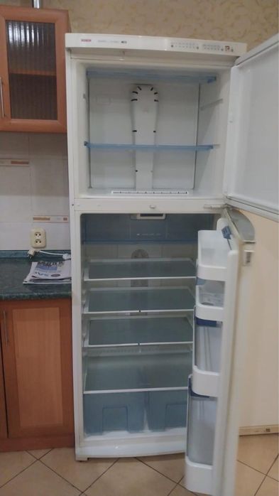 Продам холодильник и морозильник
