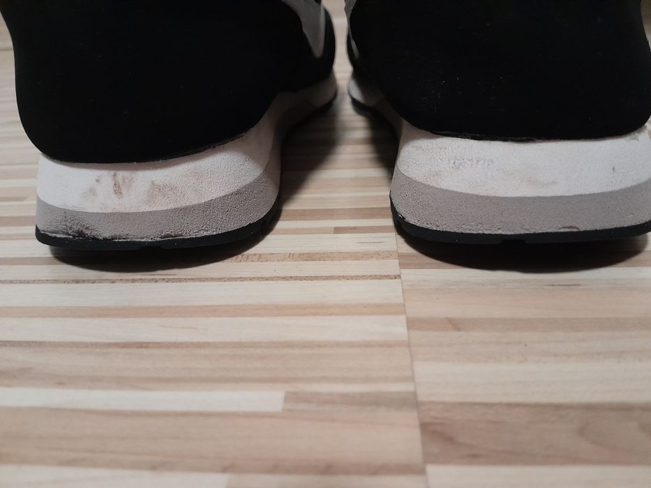 Adidasi Nike, marimea 36,5