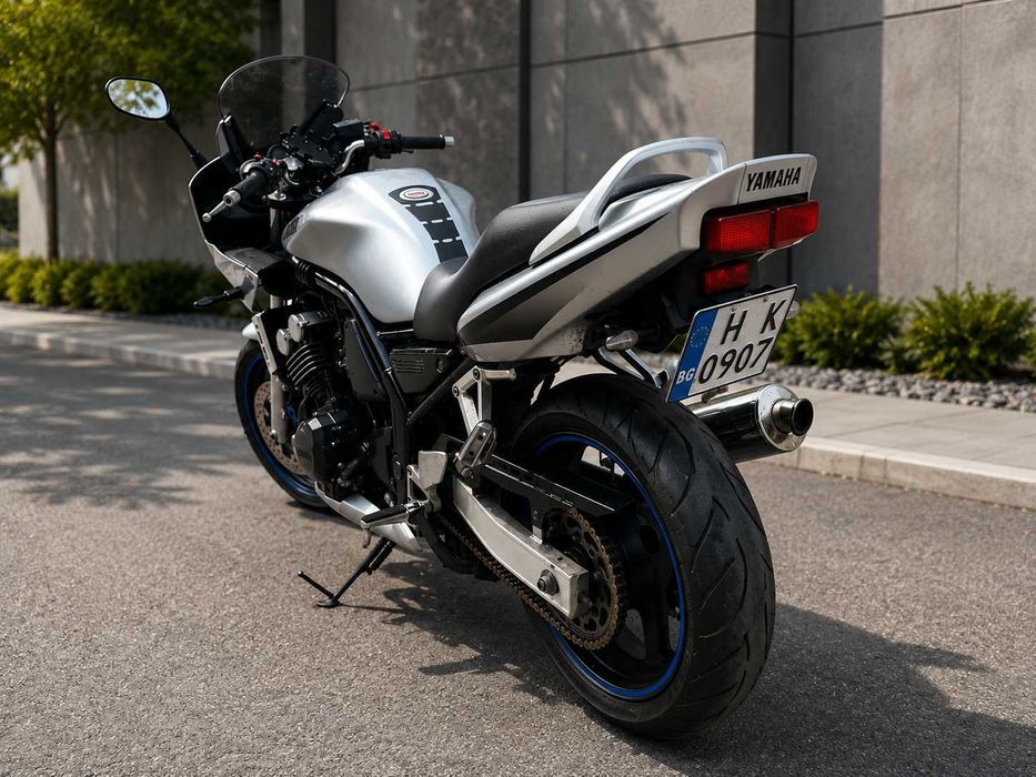 Yamaha Fazer 600