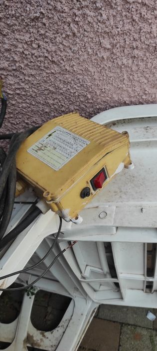 Pompă submersibilă