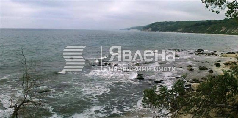 Продава се Хотел в Варна, м-т Фичоза - 2087 кв.м за 151 €/кв.м - Снимка #1