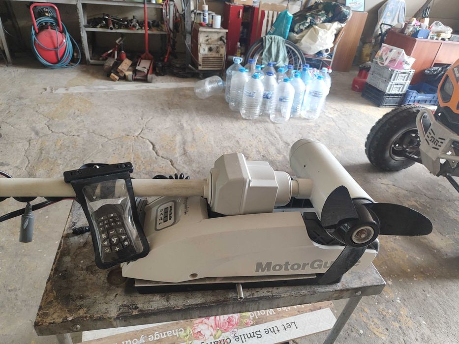 Продавам i pilot Motor guide X 3