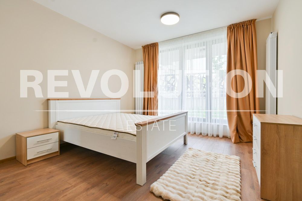 Четиристаен апартамент с ДВОЕН ГАРАЖ в  ж.к. Драгалевци.