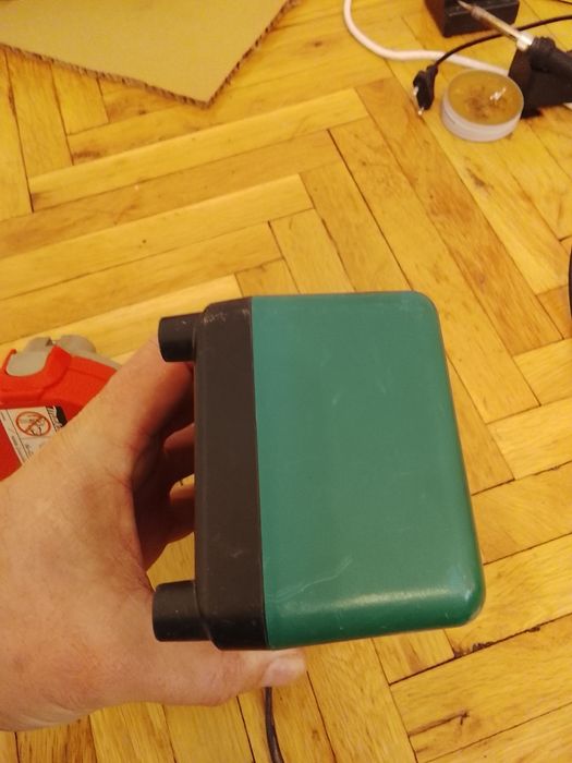 Оригинално зарядно макита 18волта