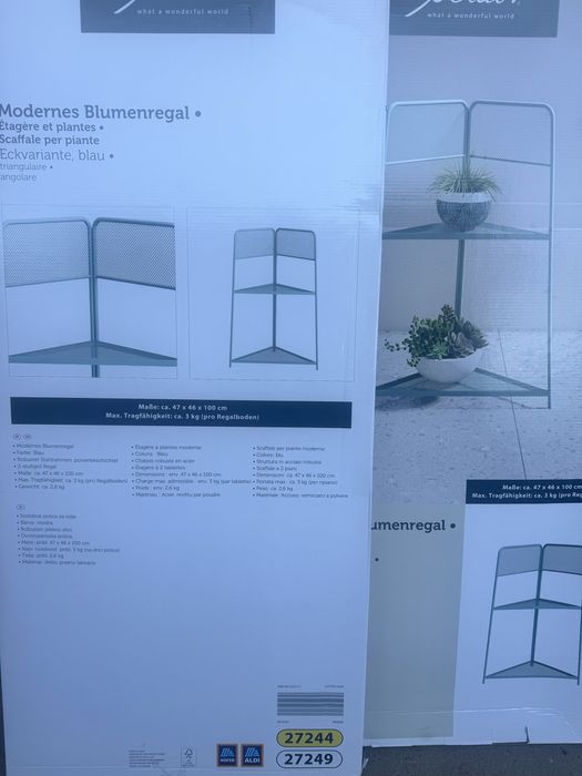 Rafturi pentru flori