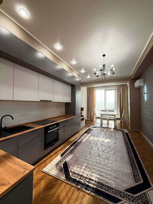 Сдаю просторную 2х ком квартиру 2/5/5 на Чиланзаре Ор-р Мукуми P6