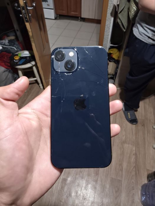 IPhone 13 8/256гб акб88 обмен