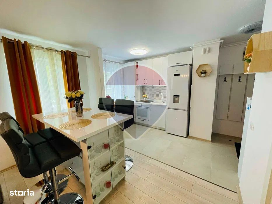 Studio modern Top City CORESI