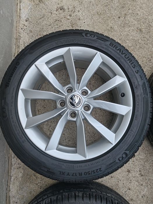 Skoda Yeti, Superb, Octavia 225/50/17
