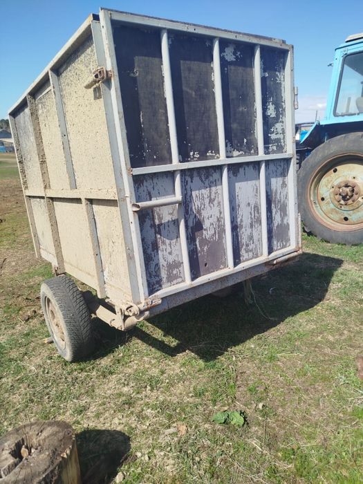 Продам прицеп на авто