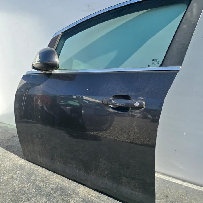 Portiera usa Z177 fata stanga Opel Astra J Facelift