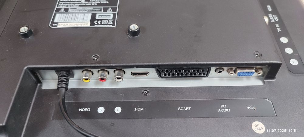 Телевизор на запчасти Elenberg LE215N59D