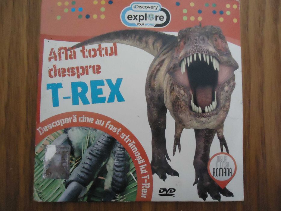 Vand 10 DVD-uri documentare Discovery Channel și Animal Planet