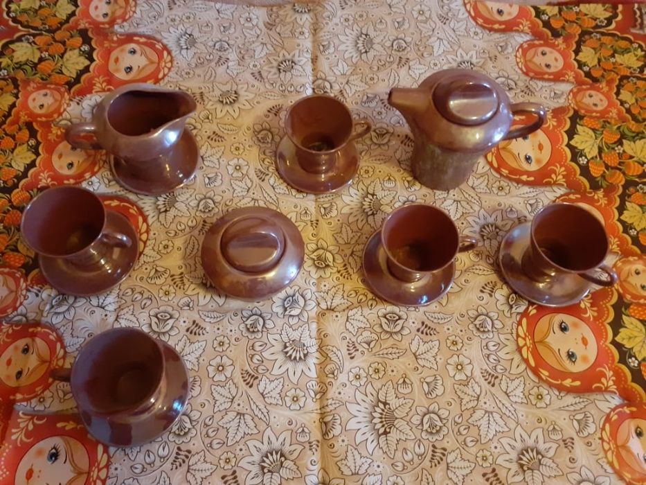 Сервиз из 8 предметов   2000 тенге
