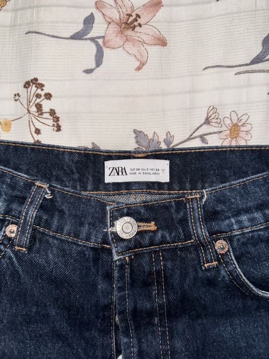 Джинсы Зара в хорошем состоянии