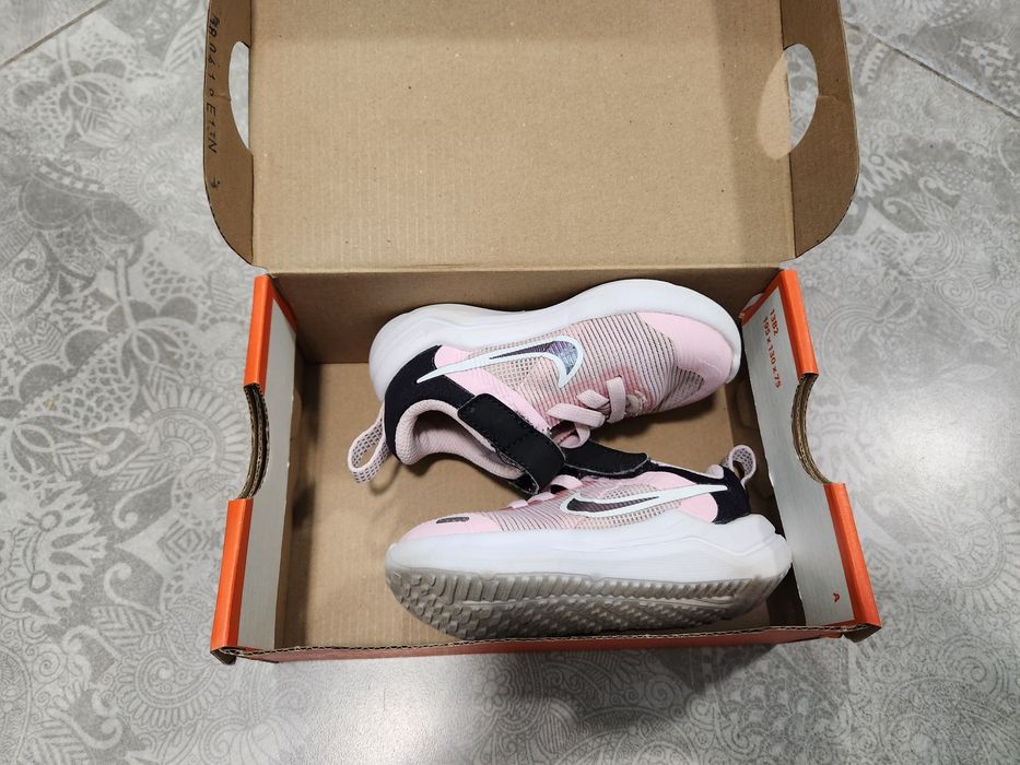 Nike детски маратонки размер 21