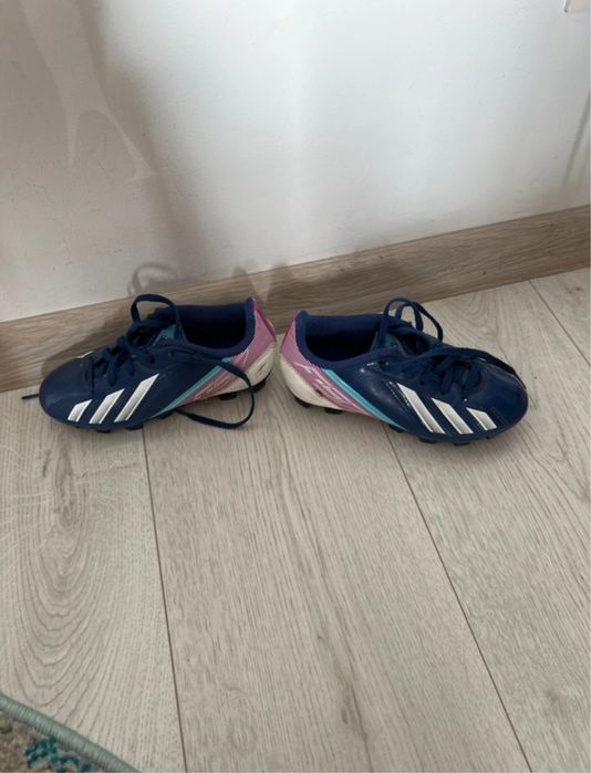 Adidas fotbal iarba crampoane