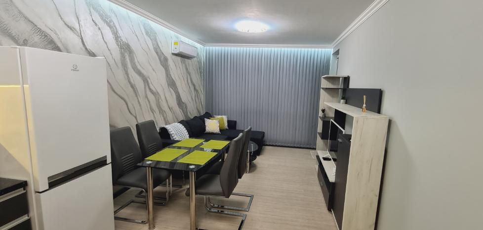 Дава се под наем Двустаен апартамент в Пловдив, Тракия - 68 кв.м за 474.3 € - Снимка #1