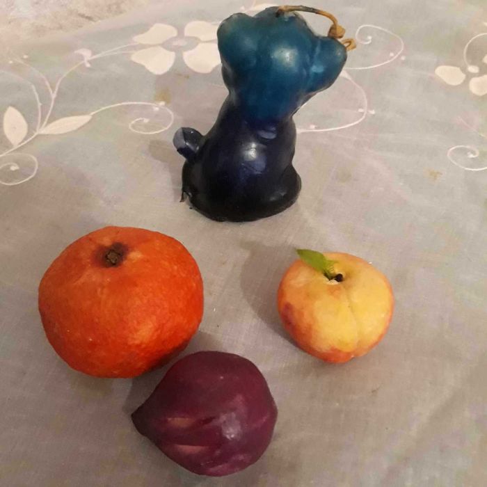 Свещ и Сапунени плодчета