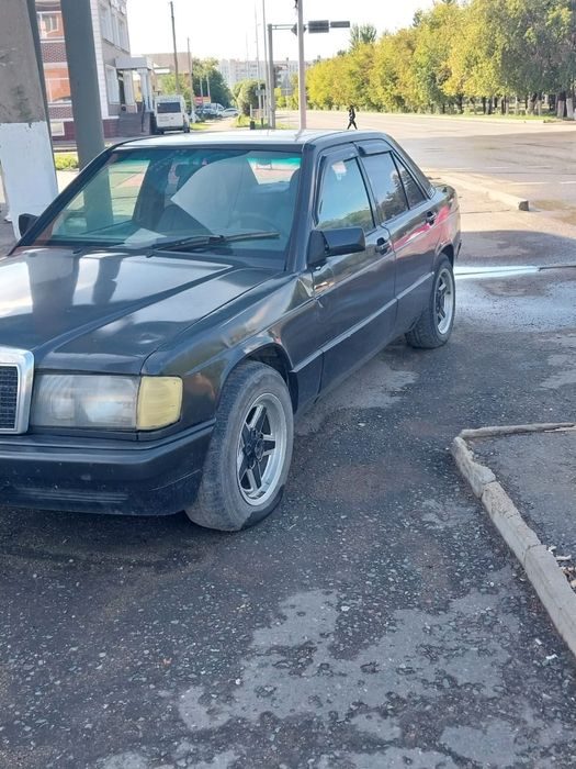 Продам машину мерседес