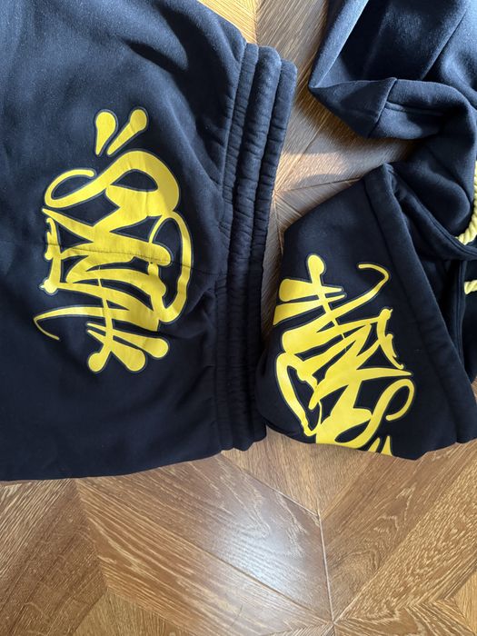 Спорт костюм Syna