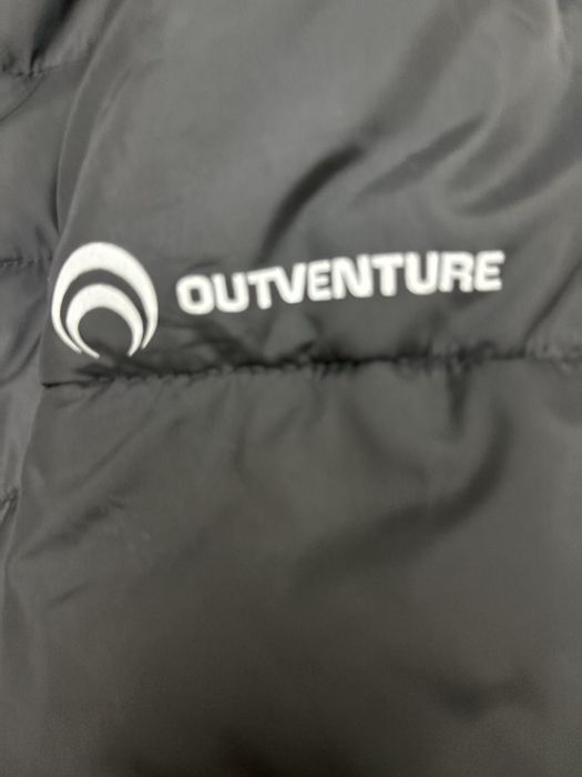 Продам детскую осеннюю куртку.