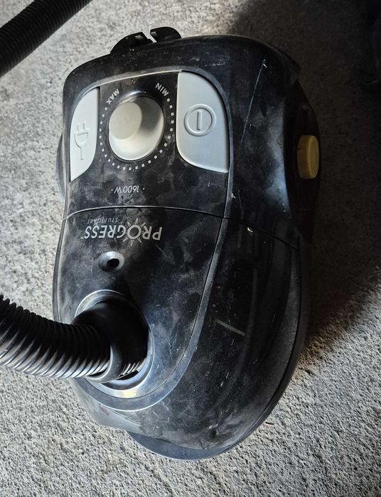 Прахосмукачка 1600w