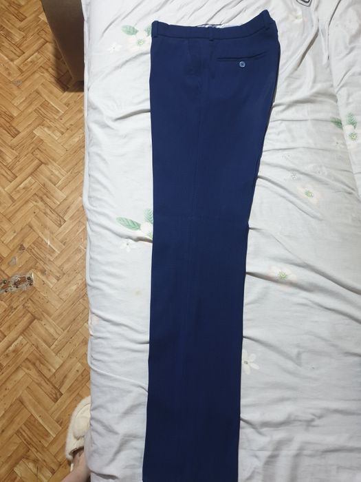 Продам костюм классический