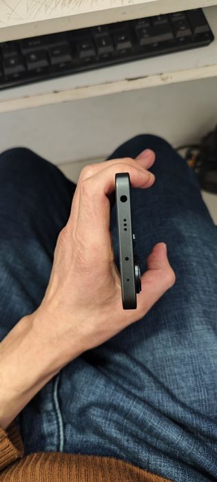 Redmi note 13.      8 256gb