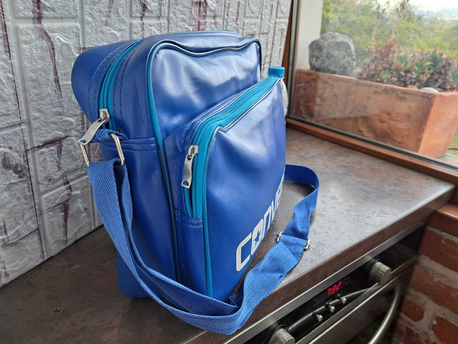 дамска,мъжка чанта,спортна ,синя,Converse