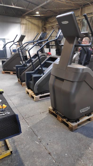 Depozit Aparate Fitness Technogym & Life Fitness
