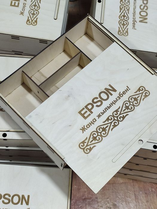 Подарочные деревянные коробки