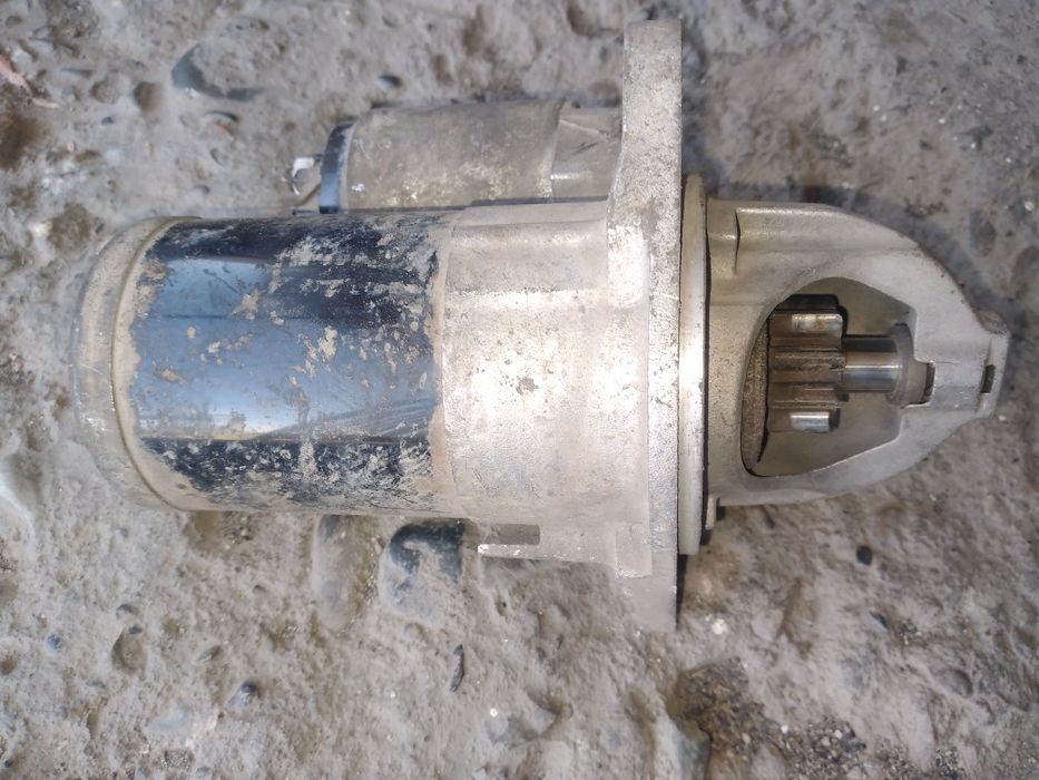 Стартер субару продам