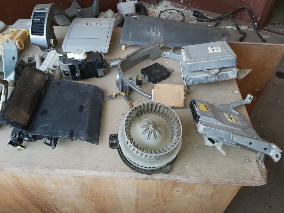 Тойота Приус 1.5 I хибрид 2009 година