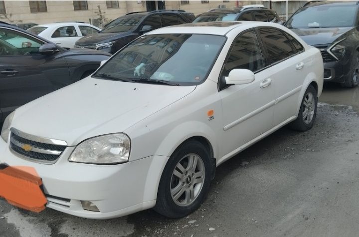 Лачетти 2009 года в хорошем состоянии