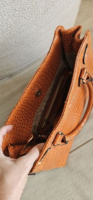 Оригинална дамска чанта Michael Kors  кожа оранжева / кроко ефект – Перфектна!