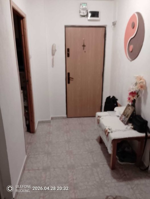 Proprietar, vand apartament cu 4 camere