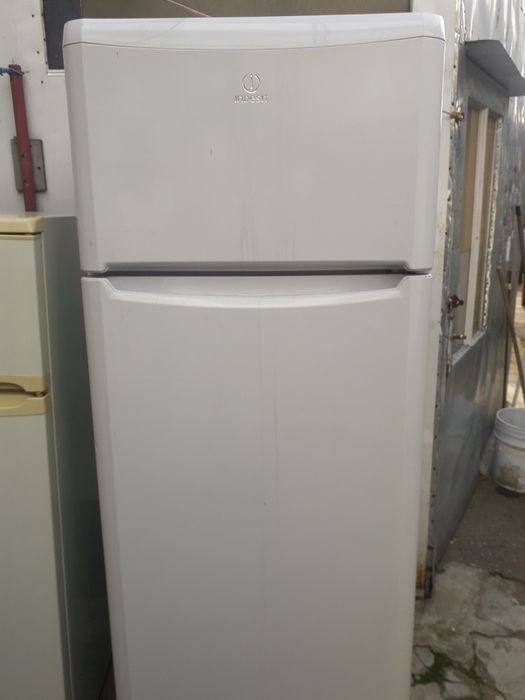 Frigider 2 usi arctic indesit electrolux whirpool asigur transport