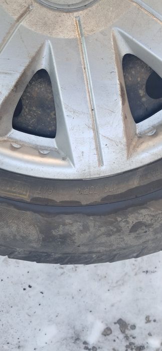 Продам резину с дисками на 14