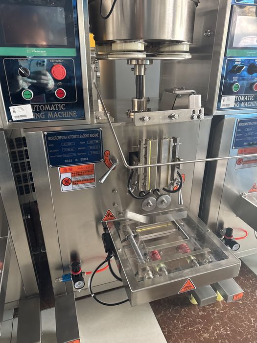 Вертикальная упаковочная машина для кофе чай и тд