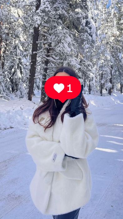 Дамско бяло палто - естествен косъм